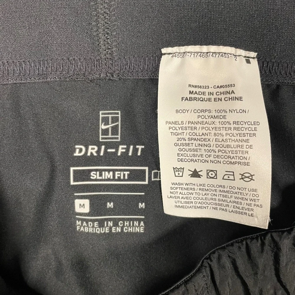 Nike Court Dri-FIT Tennis Skort Slim Fit M Black Athletic Skirt Tennis Sporty